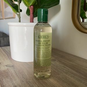 KIEHL’S Herb Infused Micellar Cleansing Water